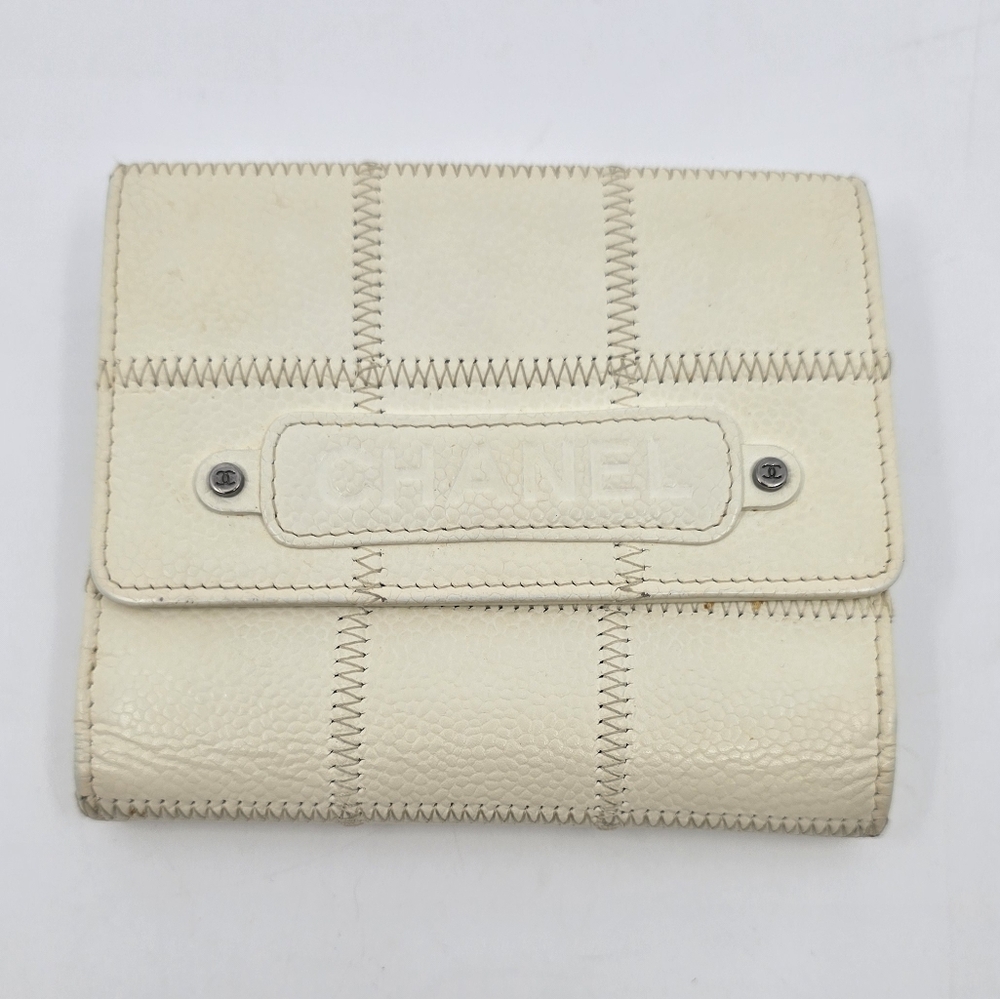 Chanel Vintage Leather Wallet